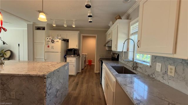 28119 Crescent Lake DR, Punta Gorda, FL 33955