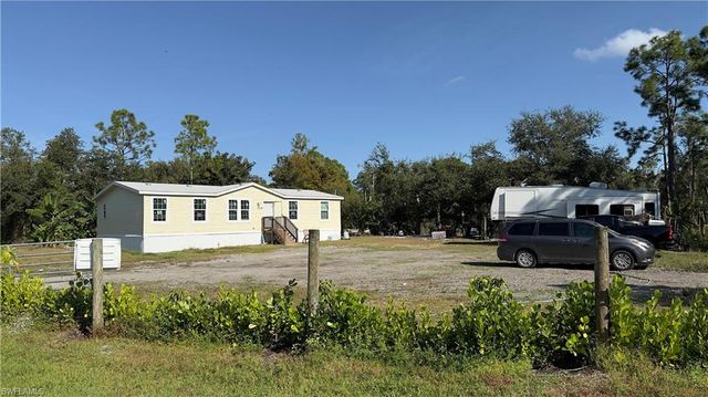 28119 Crescent Lake DR, Punta Gorda, FL 33955