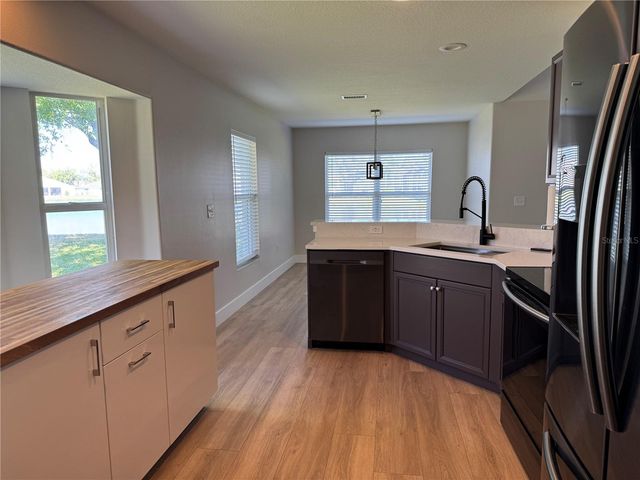 3709 62ND AVENUE E, Bradenton, FL 34203