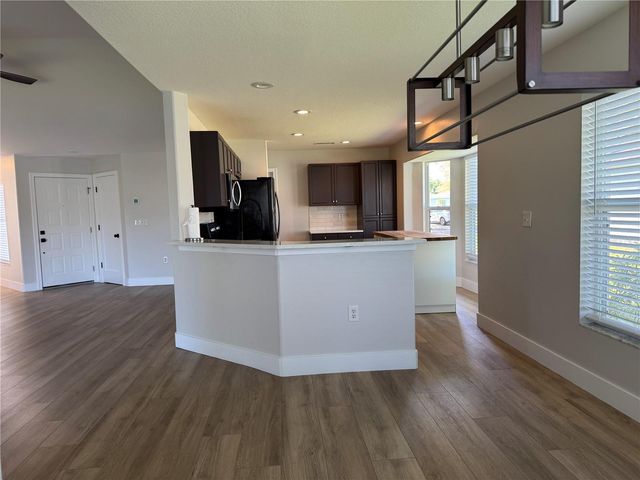 3709 62ND AVENUE E, Bradenton, FL 34203