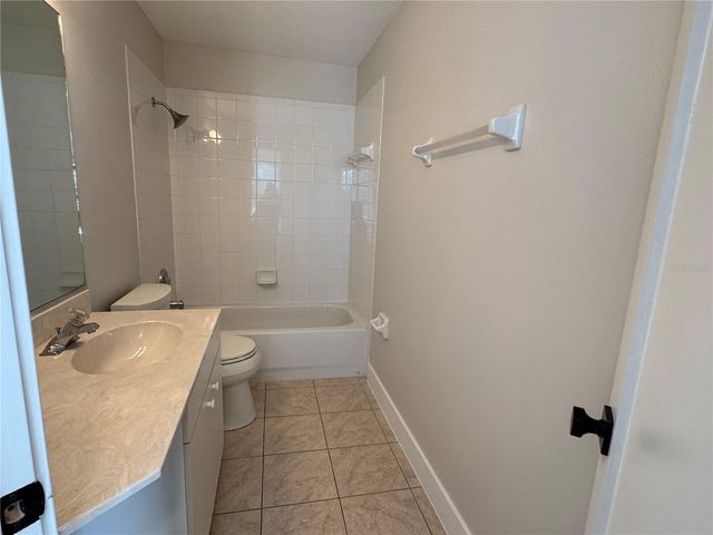 3709 62ND AVENUE E, Bradenton, FL 34203