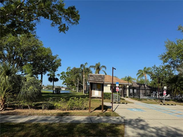 3709 62ND AVENUE E, Bradenton, FL 34203