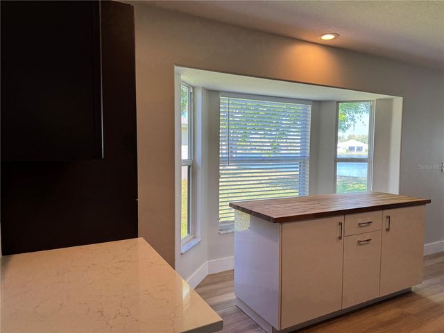 3709 62ND AVENUE E, Bradenton, FL 34203