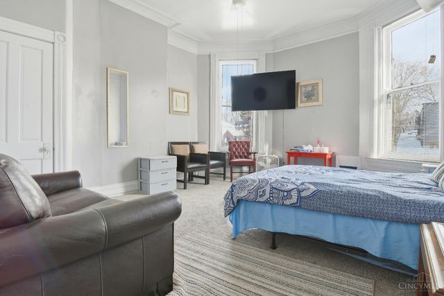 666 June Street, Cincinnati, OH 45206