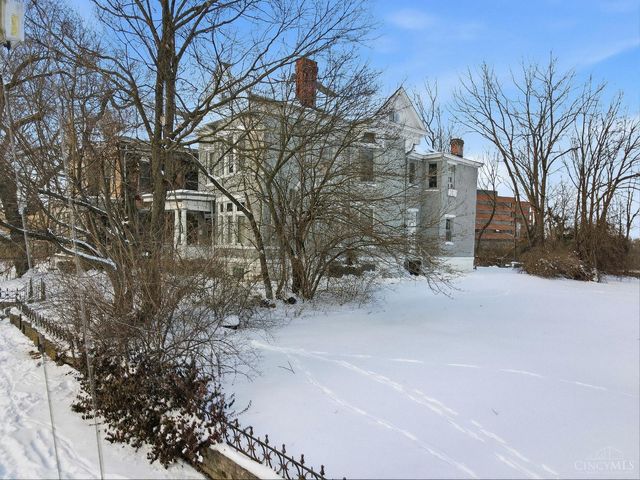 666 June Street, Cincinnati, OH 45206