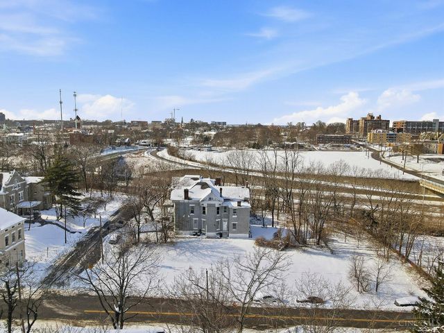 666 June Street, Cincinnati, OH 45206