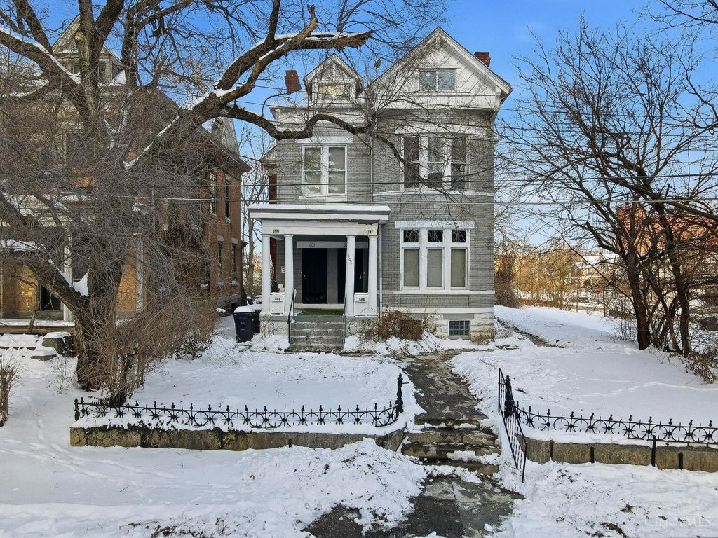 666 June Street, Cincinnati, OH 45206