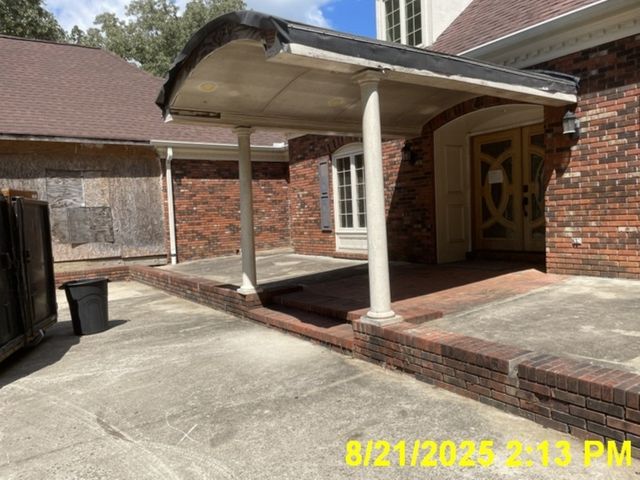 126 City St, Camden, TN 38320