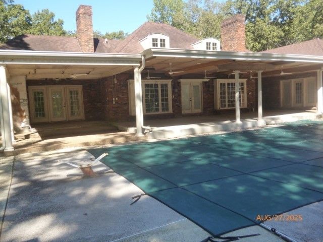 126 City St, Camden, TN 38320