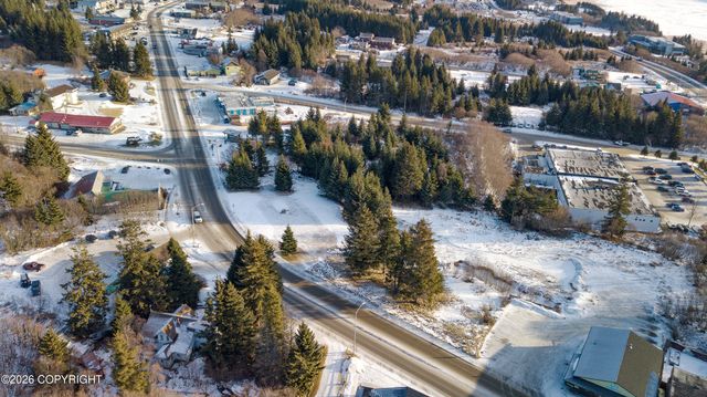 255 W Pioneer Avenue, Homer, AK 99603