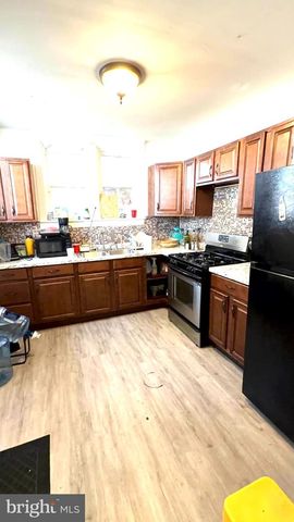 819 MULBERRY ST, Reading, PA 19604