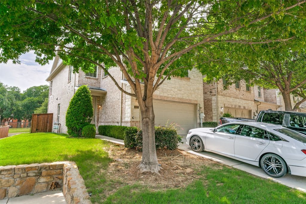 2622 Jackson Drive, Lewisville, TX 75067