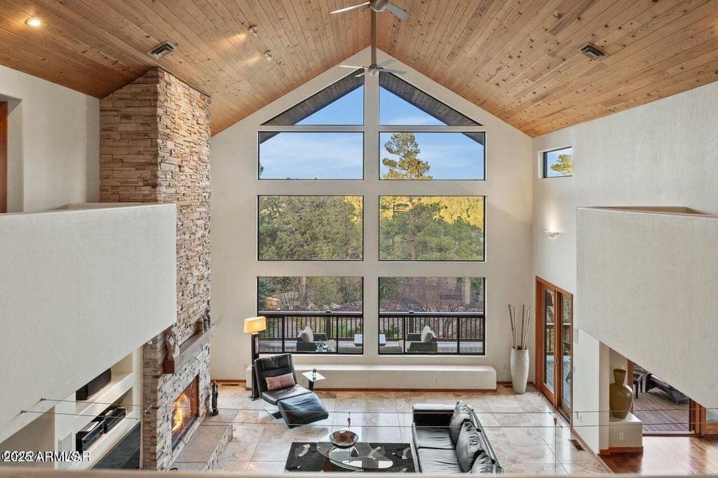 Image 1 of property listing at 3180 W SNOWBERRY Loop, Show Low, AZ 85901