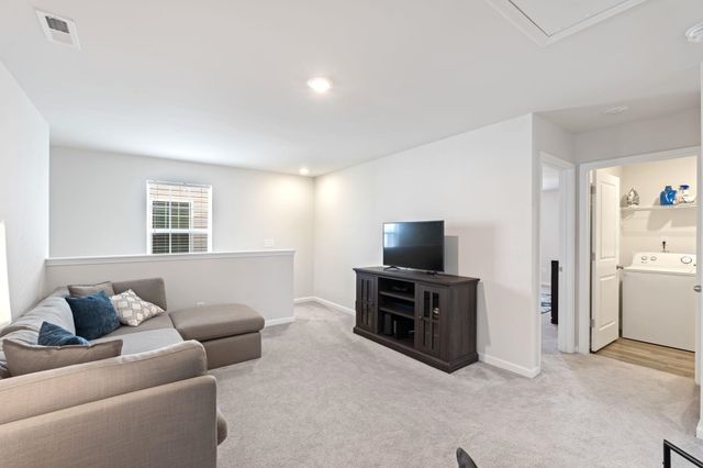 1929 Landrow Lane, Boiling Springs, SC 29316