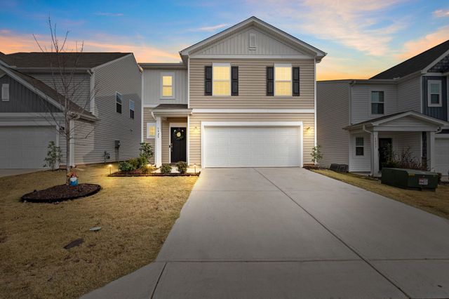 1929 Landrow Lane, Boiling Springs, SC 29316