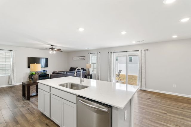 1929 Landrow Lane, Boiling Springs, SC 29316