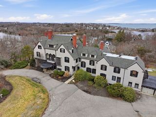 30 Diab Ln 8, Cohasset, MA 02025