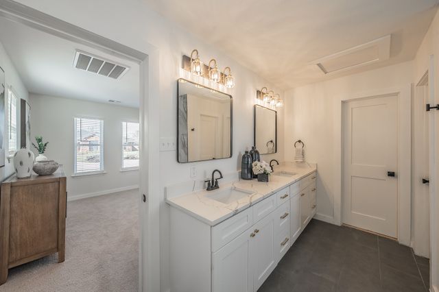 710 Meadow Lake Drive, Lakewood Village, TX 75068