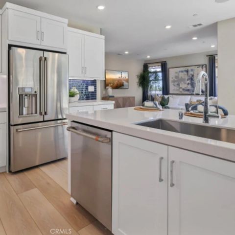675 Guy Turner Drive, Camarillo, CA 93010