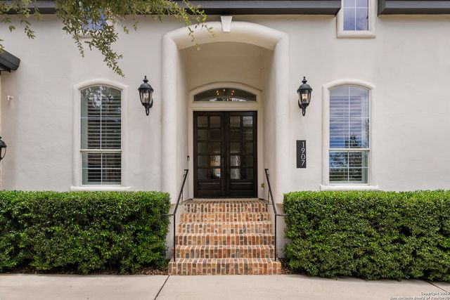 1907 Far Niente, San Antonio, TX 78258