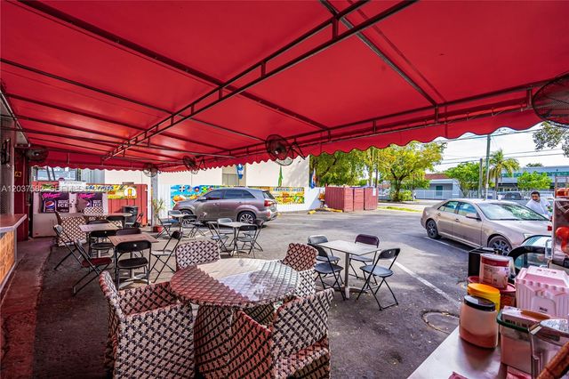 2928 NW 17th Avenue, Miami, FL 33142