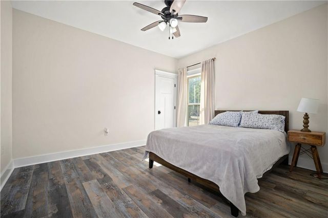 8526 Lister Dairy Road, Creola, AL 36525