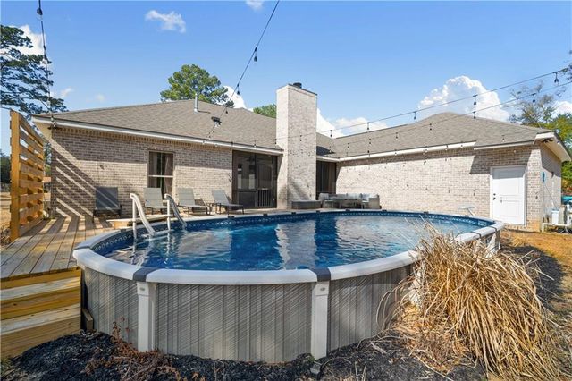 8526 Lister Dairy Road, Creola, AL 36525