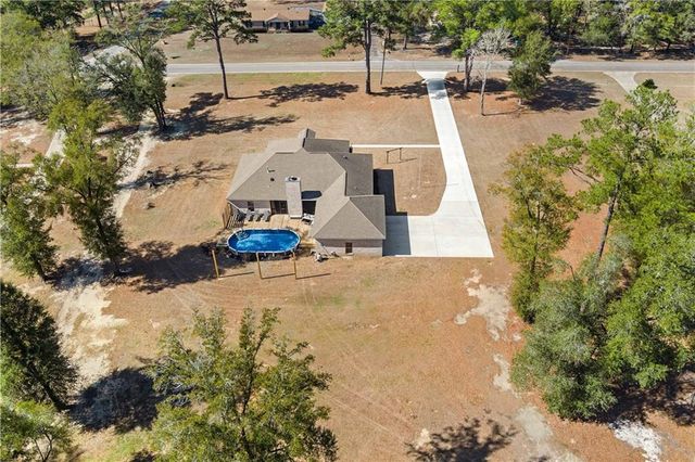 8526 Lister Dairy Road, Creola, AL 36525