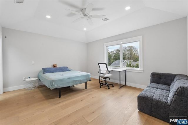 34 Merrifield Way, Cresskill, NJ 07626