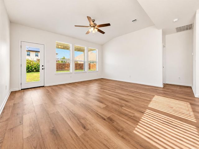 5624 San Michele ST, Round Rock, TX 78665