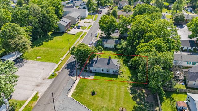 206 E Green Street, Versailles, KY 40383