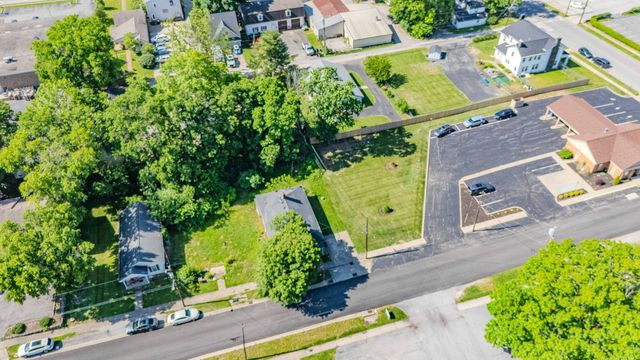 206 E Green Street, Versailles, KY 40383