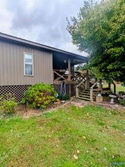 1425 County Road 1029 121, Centre, AL 35960