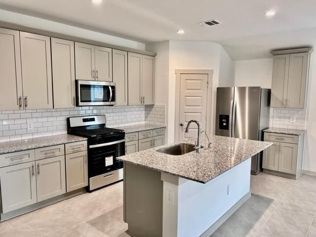 5026 Pine Haven Lane Lane, Fresno, TX 77545