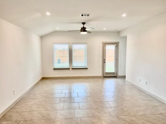 5026 Pine Haven Lane Lane, Fresno, TX 77545