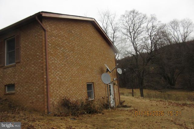 2809 FRY RD, Jefferson, MD 21755