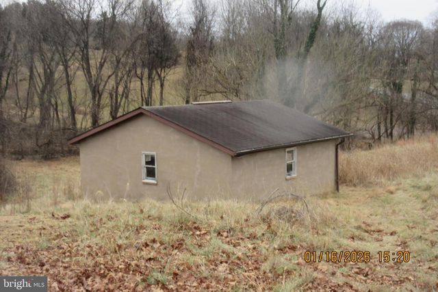 2809 FRY RD, Jefferson, MD 21755