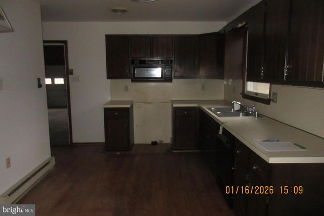 2809 FRY RD, Jefferson, MD 21755