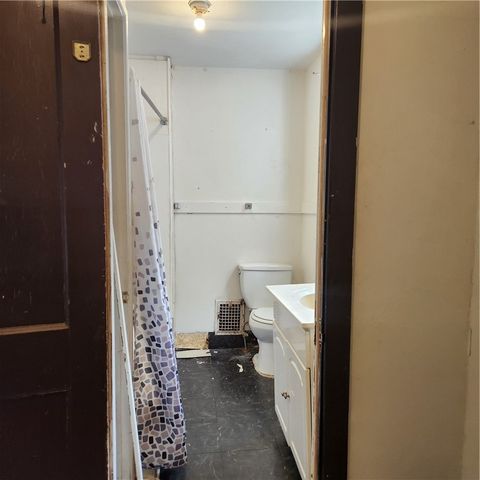 7157 Verona Blvd, Lincoln Larimer, PA 15235