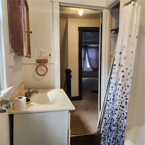 7157 Verona Blvd, Lincoln Larimer, PA 15235