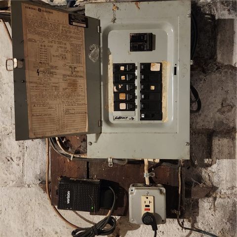 7157 Verona Blvd, Lincoln Larimer, PA 15235