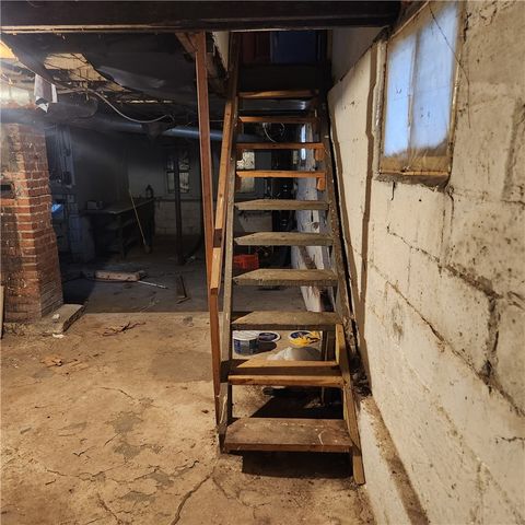 7157 Verona Blvd, Lincoln Larimer, PA 15235