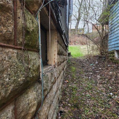 7157 Verona Blvd, Lincoln Larimer, PA 15235