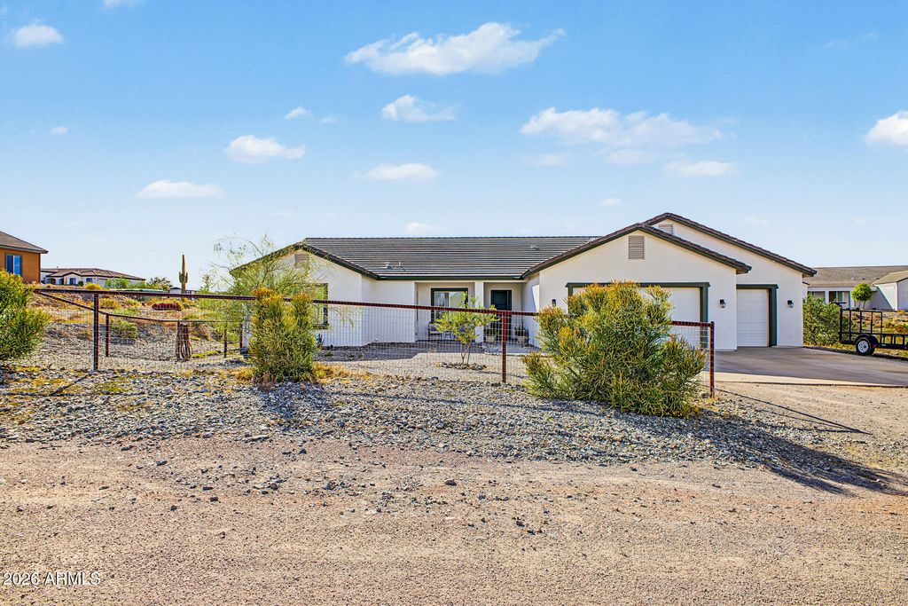 28344 N Blue Bird Road, San Tan Valley, AZ 85144 — photo 2