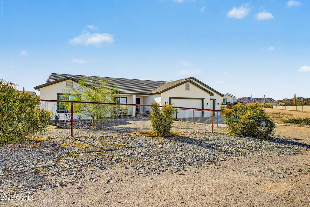 28344 N Blue Bird Road, San Tan Valley, AZ 85144 — photo 3