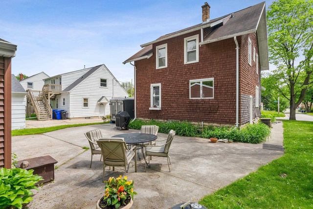 1631 N ALVIN STREET, Appleton, WI 54911