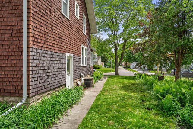 1631 N ALVIN STREET, Appleton, WI 54911