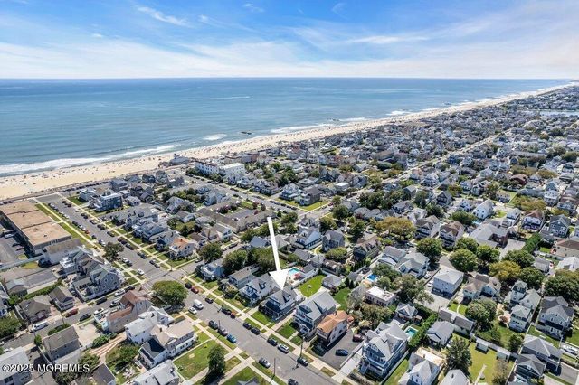 207 9th Avenue 1, Belmar, NJ 07719