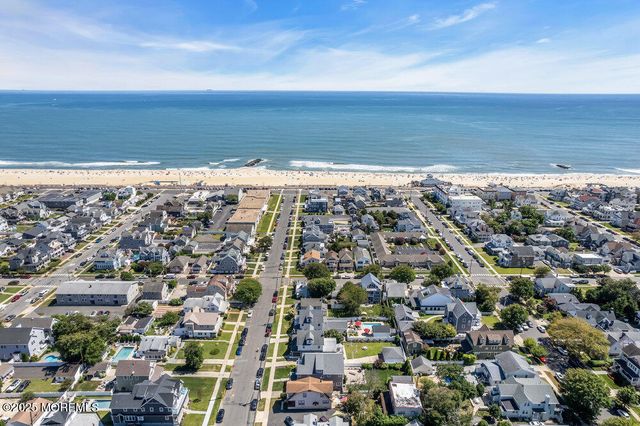 207 9th Avenue 1, Belmar, NJ 07719