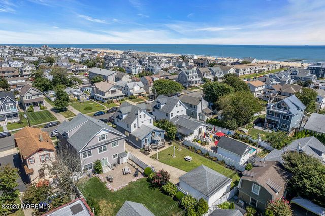 207 9th Avenue 1, Belmar, NJ 07719